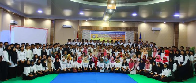 PKKMB TA 2019 / 2020  MEMPERSIAPKAN SDM MILLENIAL DI ERA DISRUPSI 