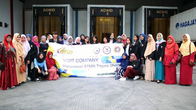 CYBERPRENIURSHIP DAN MAHASISWA MELAKUKAN KUNJUNGAN ATAU VISIT COMPANY PT CHAROEN POKPHAND INDONESIA Tbk