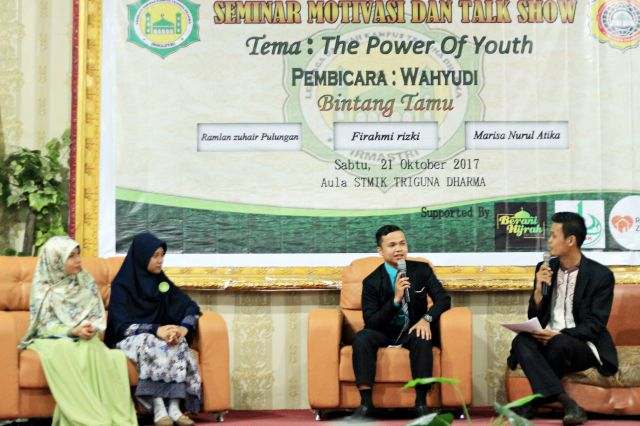 Seminar Motivasi “THE POWER OF YOUTH” Oleh LDK IRMASTRI 