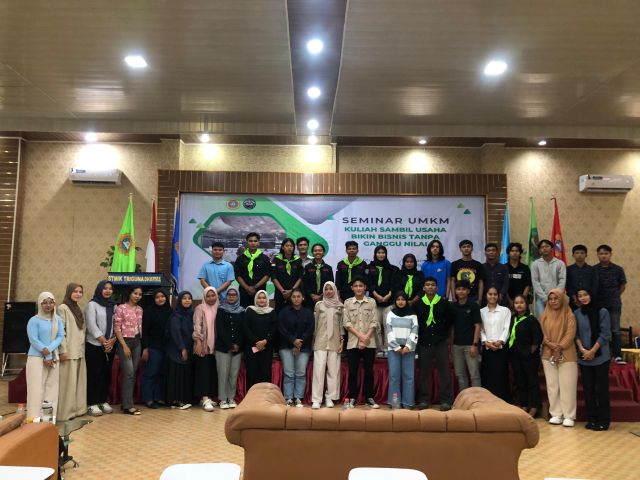 Seminar UMKM Kuliah Sambil Usaha Bikin Bisnis Tanpa Ganggu Nilai